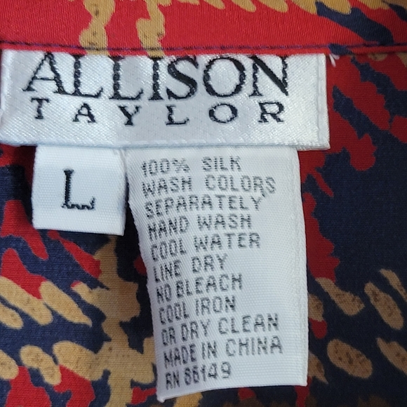 Vintage 100% Silk Blouse Size Large - Picture 3 of 12